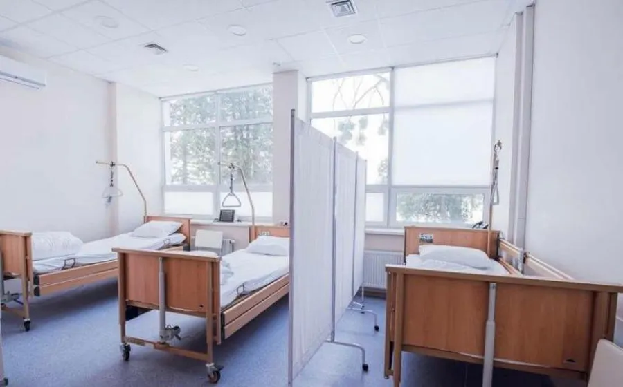 Медицинский центр — фасад здания